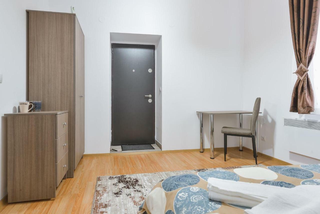Casa Vlabisa Centru Hotel Cluj-Napoca Esterno foto